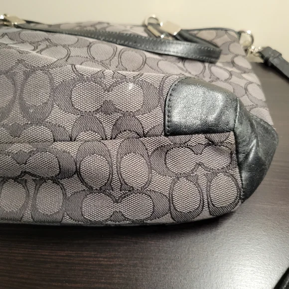 Coach Signature Gray Handbag - Picture 8 of 13